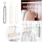 Foldable Travel Hangers - Image 4